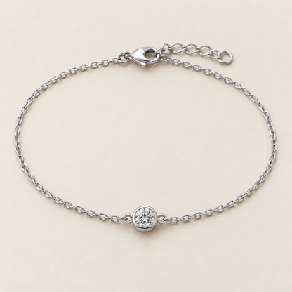 Aurelia Round Bezel Moissanite Bracelet